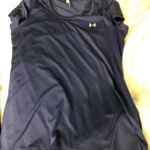 Under armor women’s small shirt
